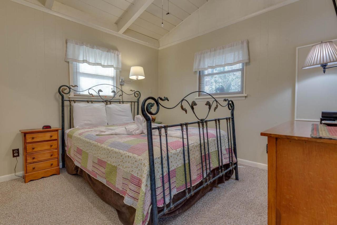 Bear View Chalet, 3 Bedroom, Pool, Pets, Arcades, Wifi, Hot Tub, Sleeps 12 Gatlinburg Luaran gambar