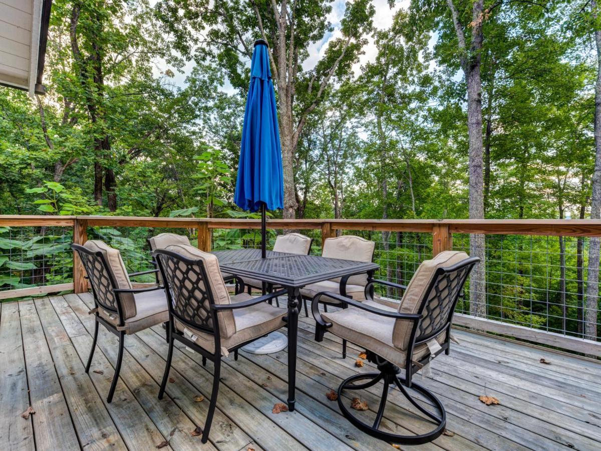 Bear View Chalet, 3 Bedroom, Pool, Pets, Arcades, Wifi, Hot Tub, Sleeps 12 Gatlinburg Luaran gambar