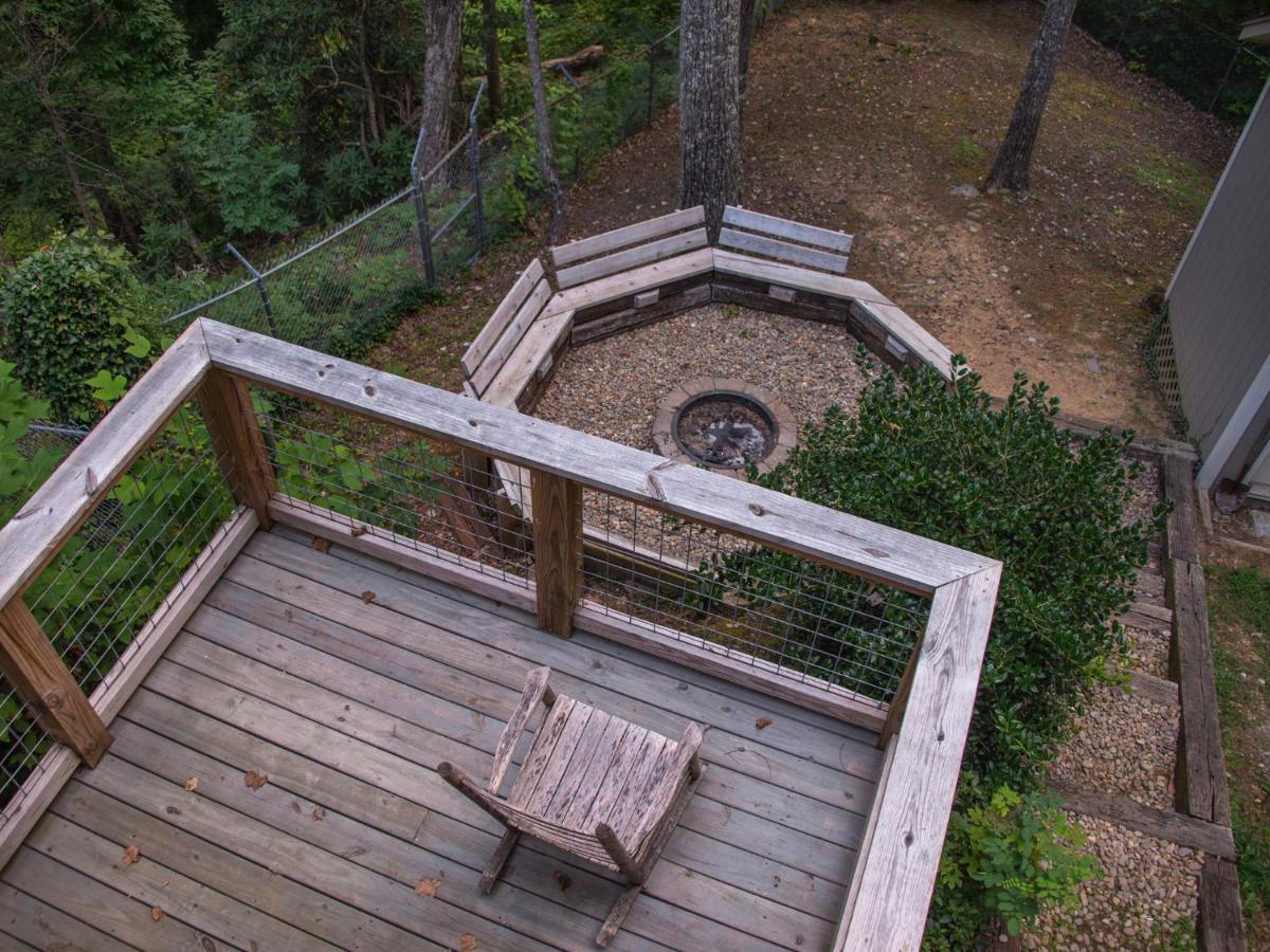 Bear View Chalet, 3 Bedroom, Pool, Pets, Arcades, Wifi, Hot Tub, Sleeps 12 Gatlinburg Luaran gambar